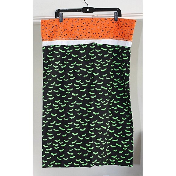 Scary Halloween Pillowcase - Green Bats, Googly Eyes - Standard - Picture 1 of 5